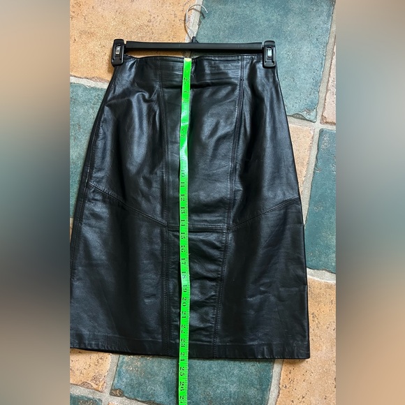 Wilson's Leather Skirt - Picture 5 of 5